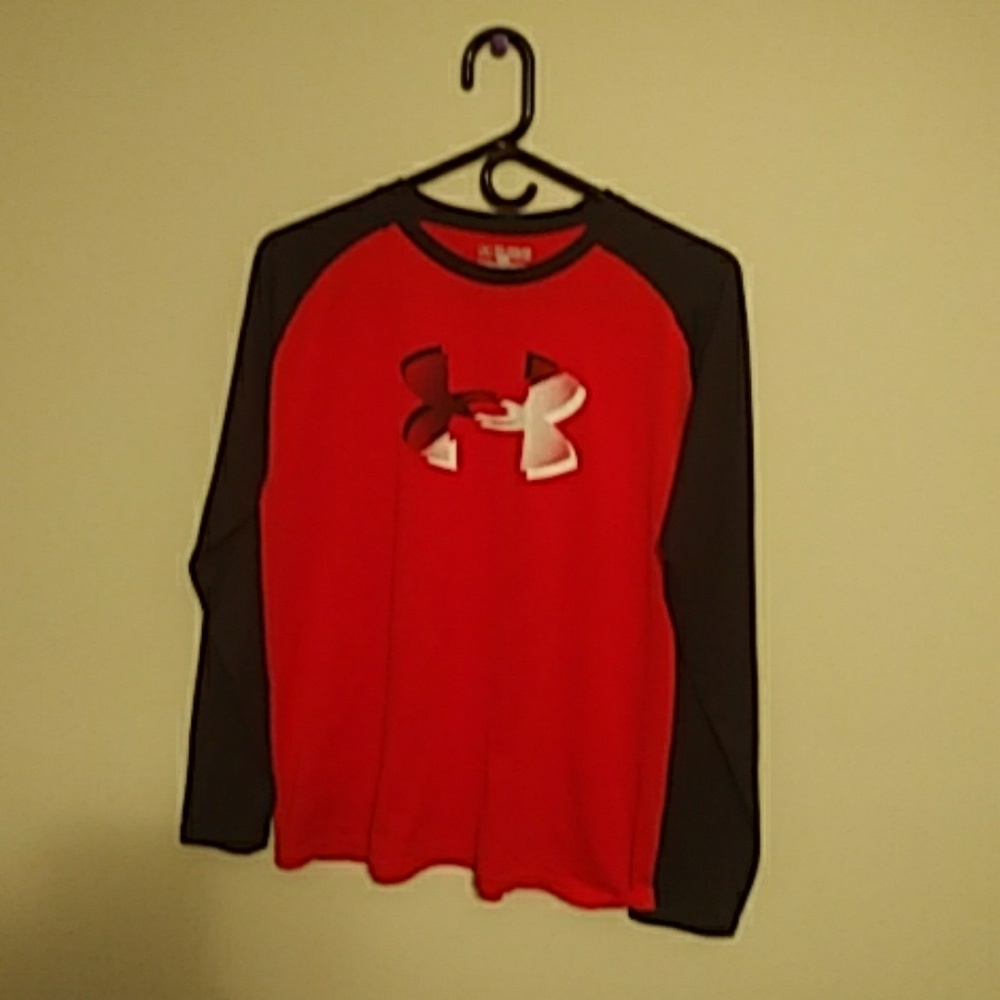 Under Armour Long Sleeve Boys Heat Gear T-Shirt